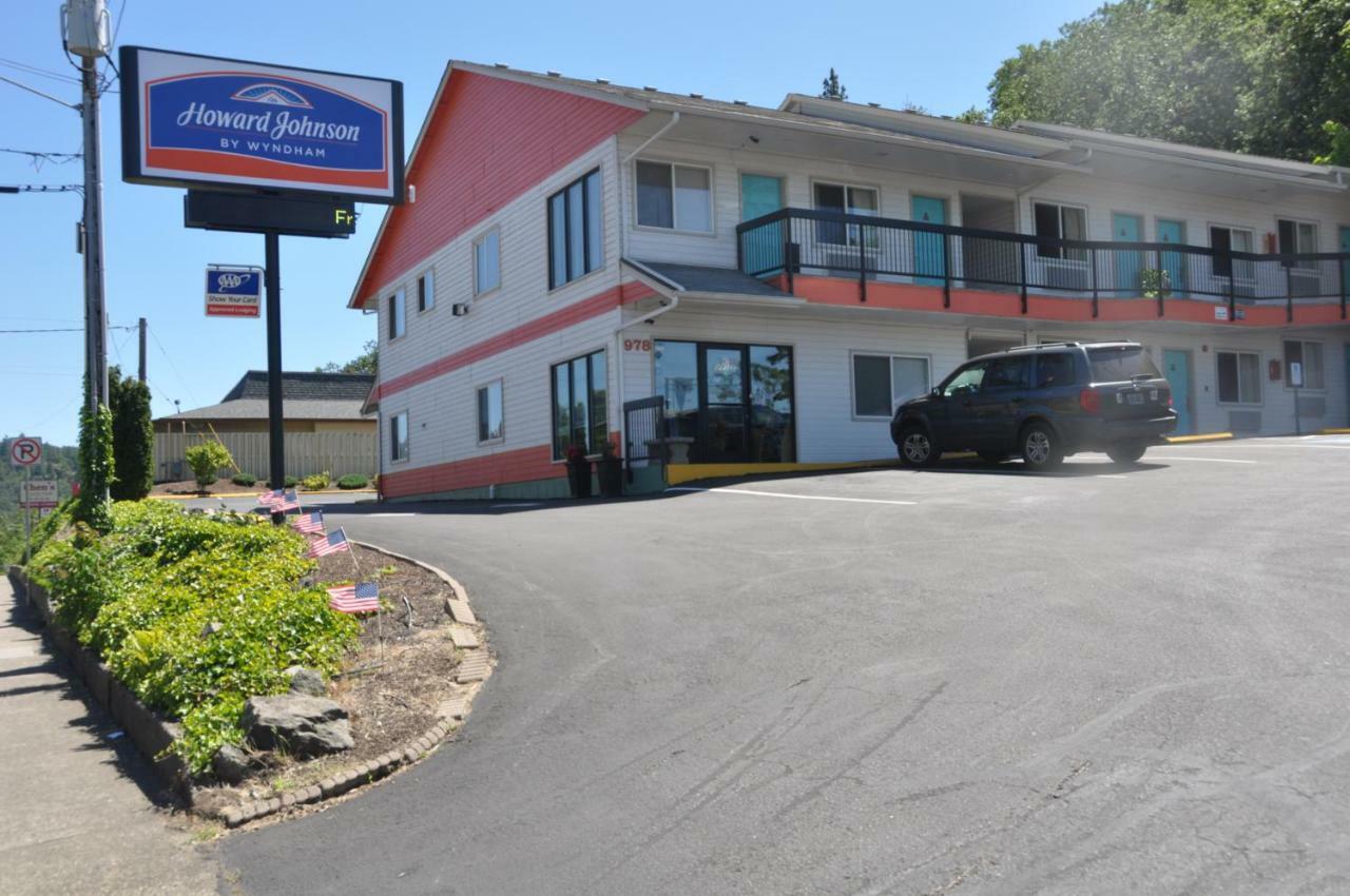 Howard Johnson By Wyndham Roseburg Buitenkant foto