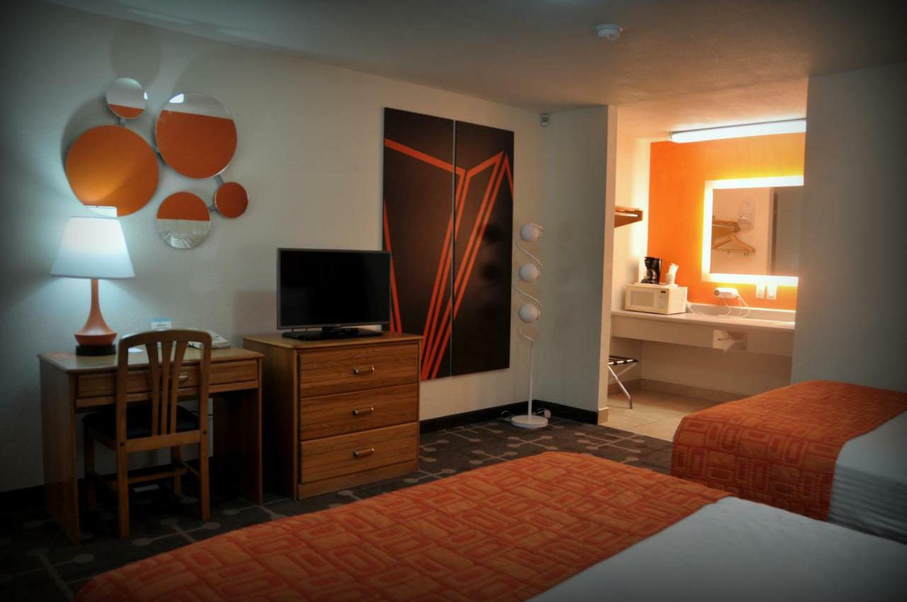 Howard Johnson By Wyndham Roseburg Buitenkant foto
