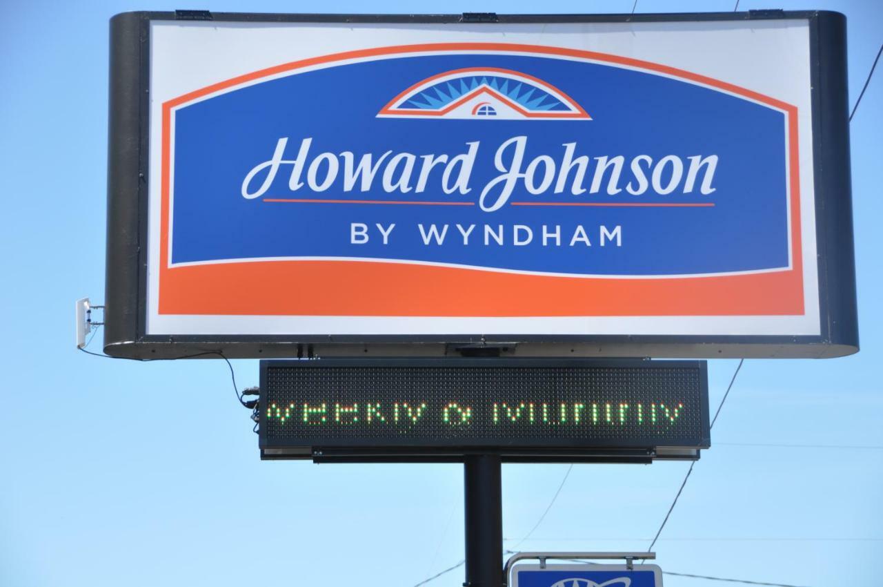 Howard Johnson By Wyndham Roseburg Buitenkant foto